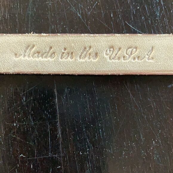 DKNY Italian calf animal print Reptile print luxury Skinny belt Medium 36.25” - Picture 5 of 11